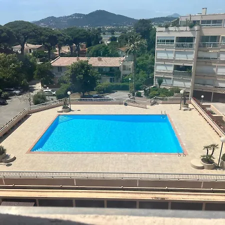 아파트 Terrasse Au Port Dhyeres, Piscine, Parking *
